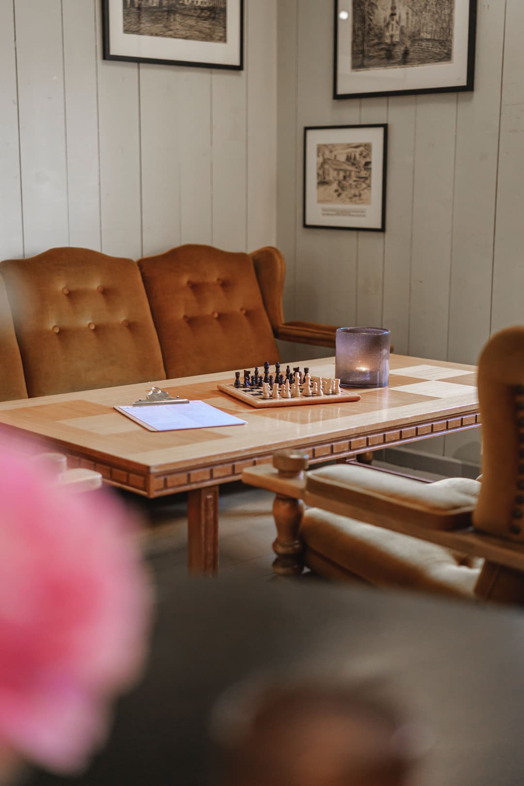 Cosy cafe, sofa, flowers, vintage